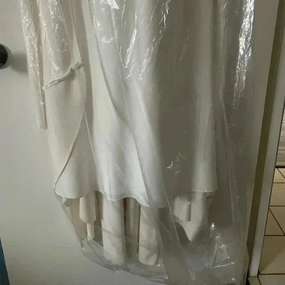 Pronovias Privèe “Ileana” wedding gown 💍 size 14 US